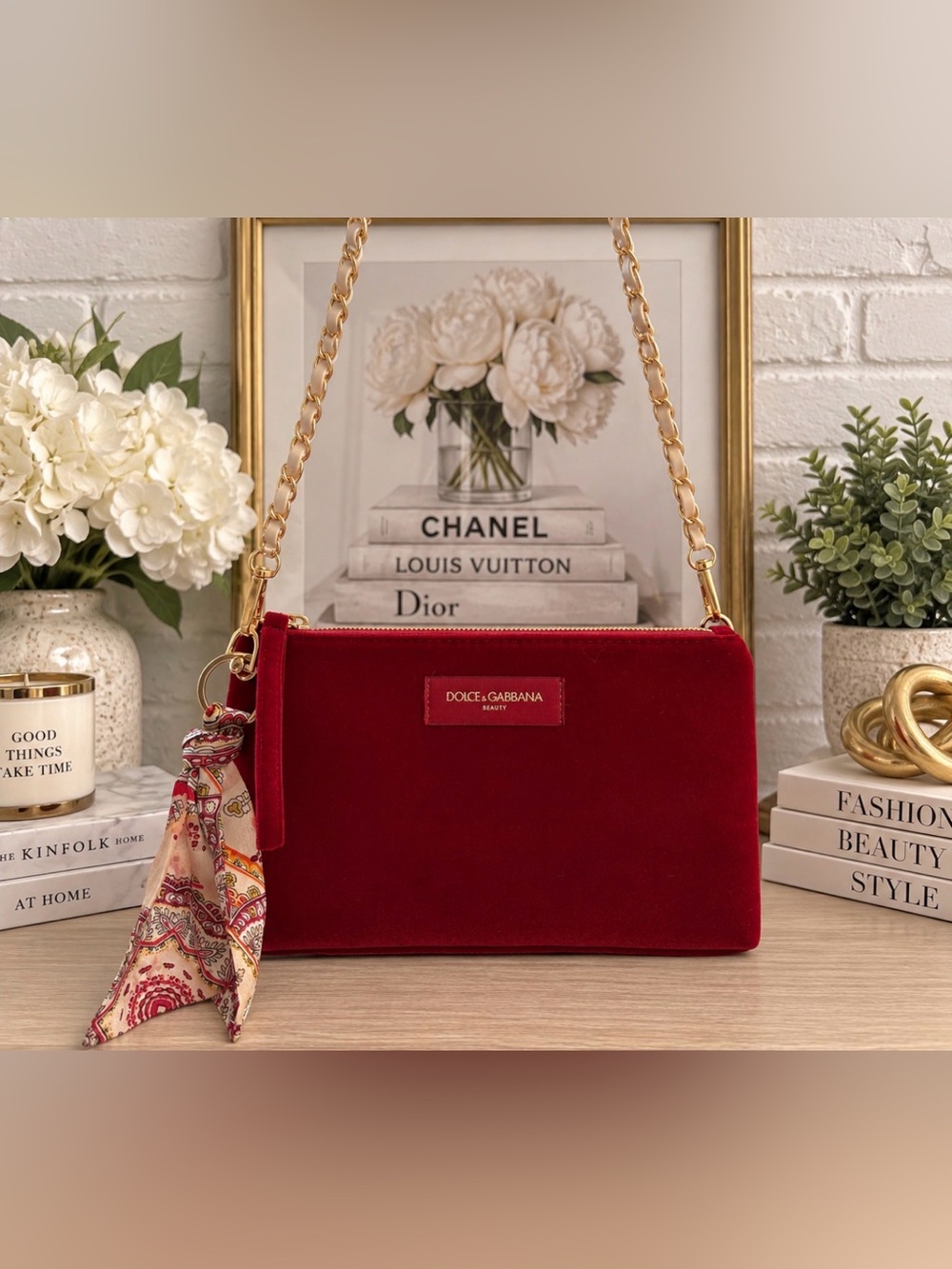 Dolce & Gabbana Red Velvet Cosmetic Beauty Bag GWP item